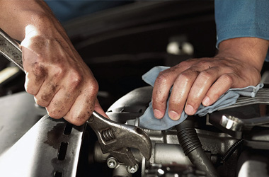 • Maquinaria industrial
• Mantenimiento preventivo y correctivo de montacargas
• Maquinaria agrícola
• Compra, venta y renta de montacargas
• Mantenimiento y reparaciones de línea automotriz
• Importación de repuestos
• Logística de carga y descarga
• Trabajo de pintura a maquinaria industrial
• Servicio de torno
• Capacitación del personal para el buen uso de montacargas